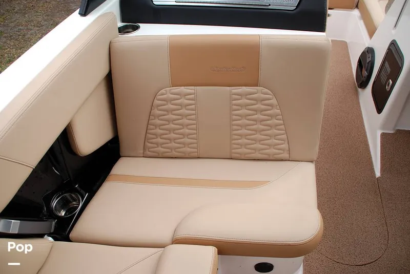 Slide: The Image of Mastercraft X22 Saltwater Edition 2022 - 13597254