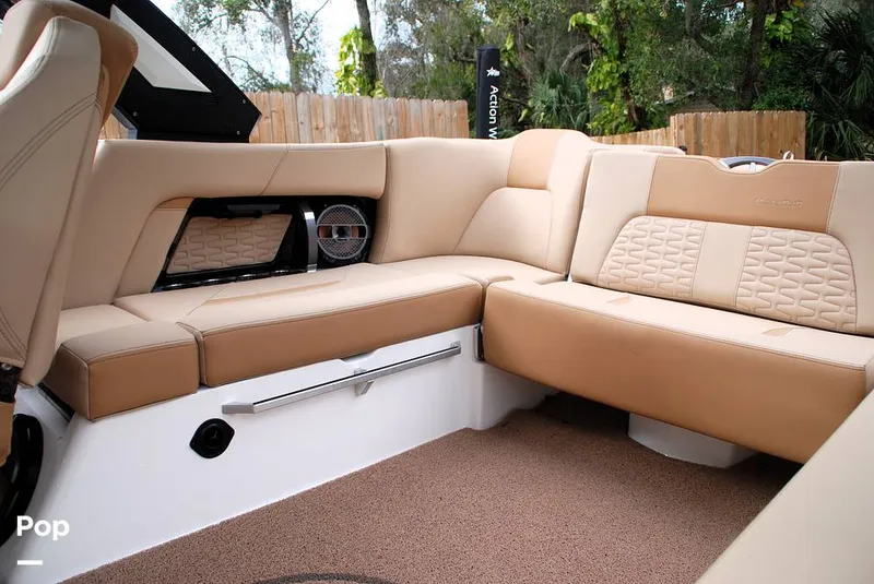 Slide: The Image of Mastercraft X22 Saltwater Edition 2022 - 13597256