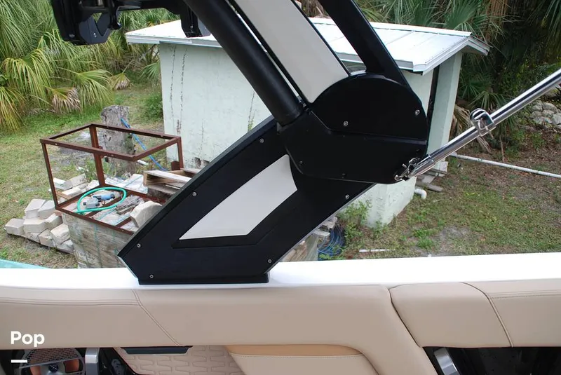 Slide: The Image of Mastercraft X22 Saltwater Edition 2022 - 13597268