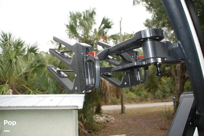 Slide: The Image of Mastercraft X22 Saltwater Edition 2022 - 13597270