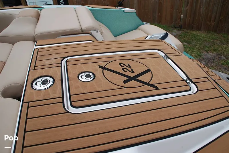 Slide: The Image of Mastercraft X22 Saltwater Edition 2022 - 13597278