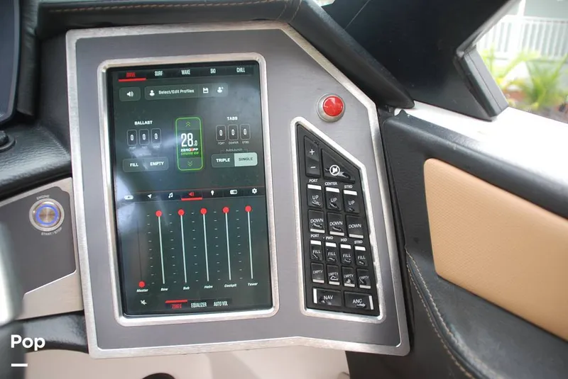 Slide: The Image of Mastercraft X22 Saltwater Edition 2022 - 13597282