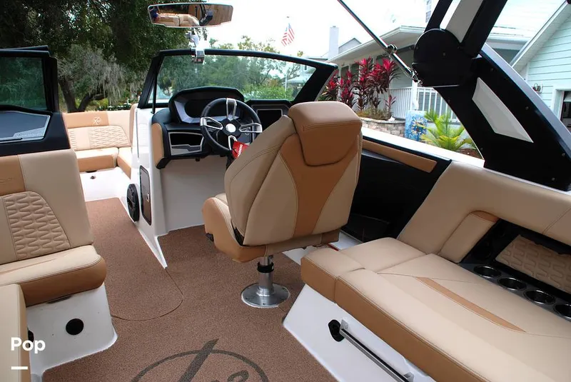 Slide: The Image of Mastercraft X22 Saltwater Edition 2022 - 13597293