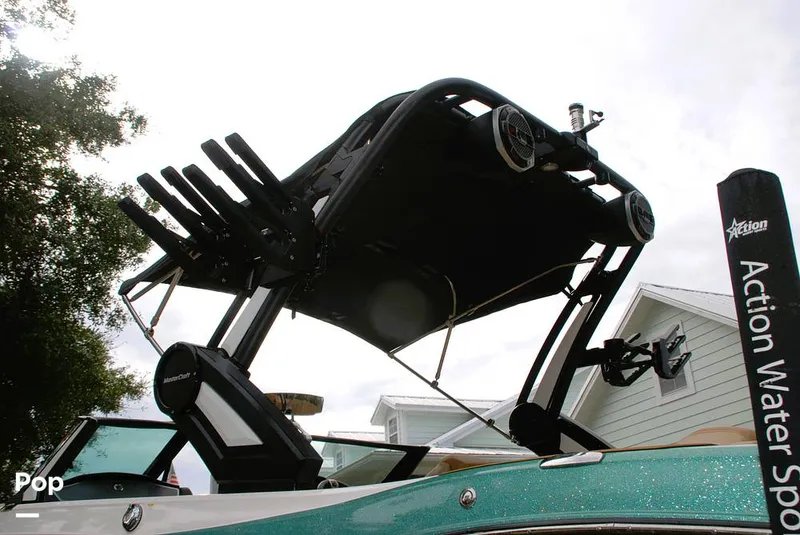 Slide: The Image of Mastercraft X22 Saltwater Edition 2022 - 13600743