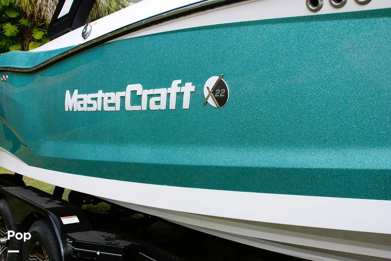 Slide: The Image of Mastercraft X22 Saltwater Edition 2022 - 13597188