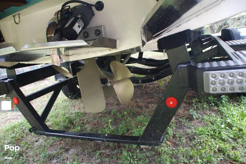 Slide: The Image of Mastercraft X22 Saltwater Edition 2022 - 13597200