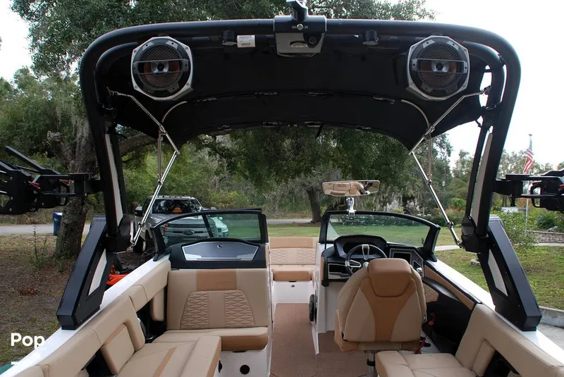 Slide: The Image of Mastercraft X22 Saltwater Edition 2022 - 13597204