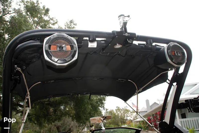 Slide: The Image of Mastercraft X22 Saltwater Edition 2022 - 13597206