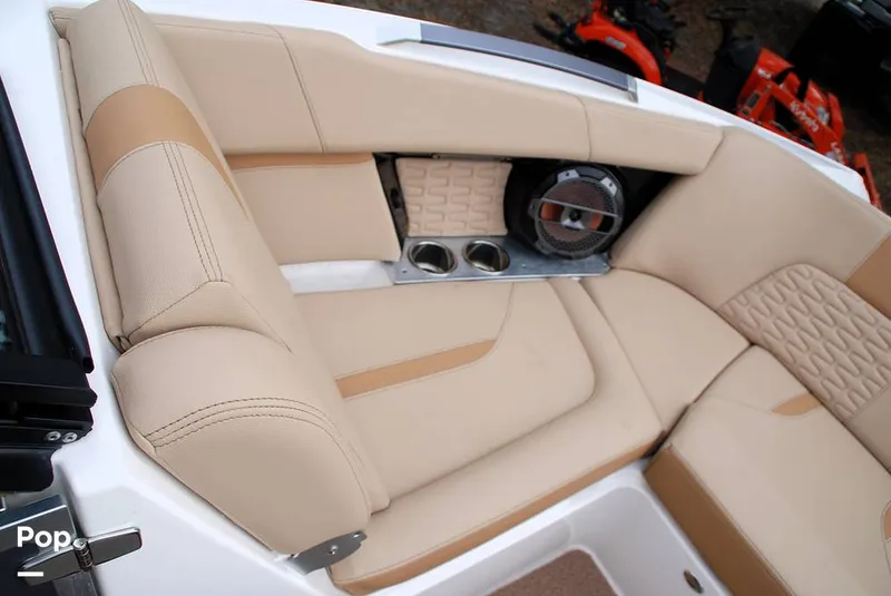 Slide: The Image of Mastercraft X22 Saltwater Edition 2022 - 13597218