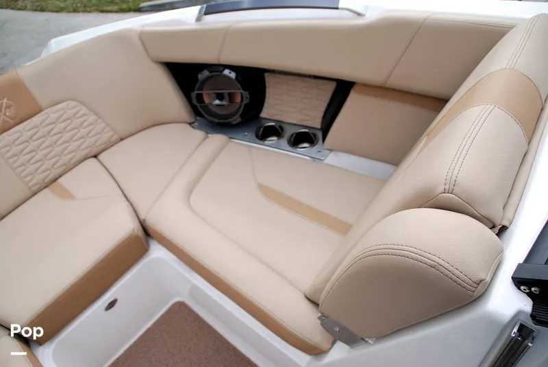 Slide: The Image of Mastercraft X22 Saltwater Edition 2022 - 13597219