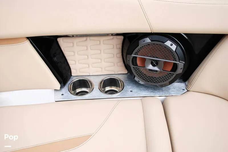 Slide: The Image of Mastercraft X22 Saltwater Edition 2022 - 13597223