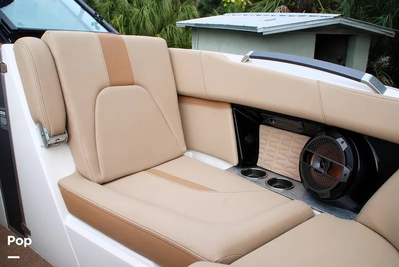 Slide: The Image of Mastercraft X22 Saltwater Edition 2022 - 13597224