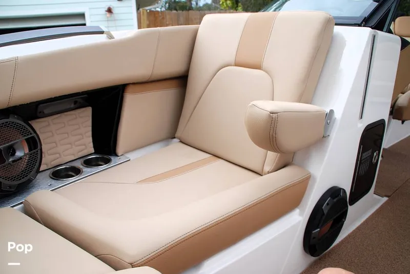 Slide: The Image of Mastercraft X22 Saltwater Edition 2022 - 13597227