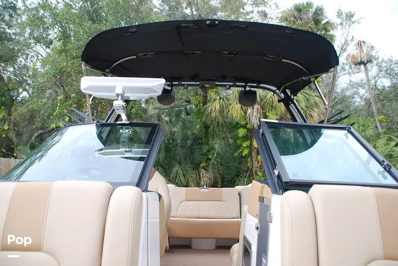 Slide: The Image of Mastercraft X22 Saltwater Edition 2022 - 13597229