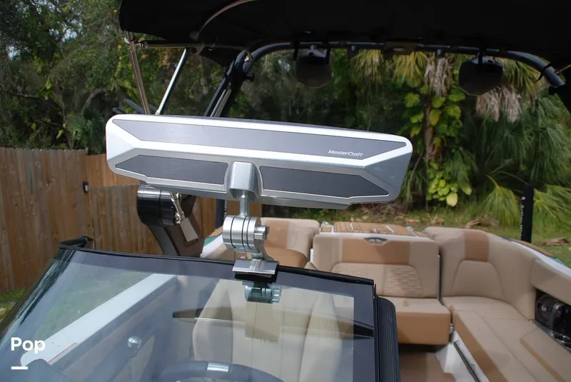 Slide: The Image of Mastercraft X22 Saltwater Edition 2022 - 13597239