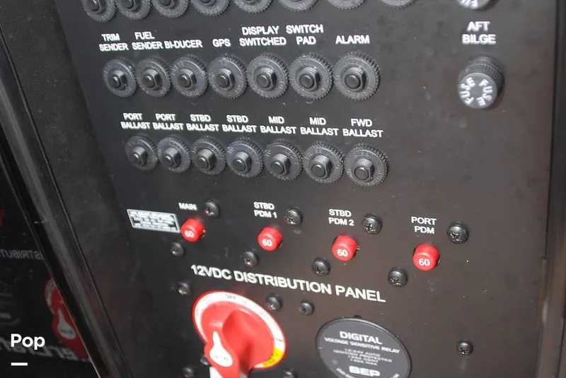 Slide: The Image of Mastercraft X22 Saltwater Edition 2022 - 13597245