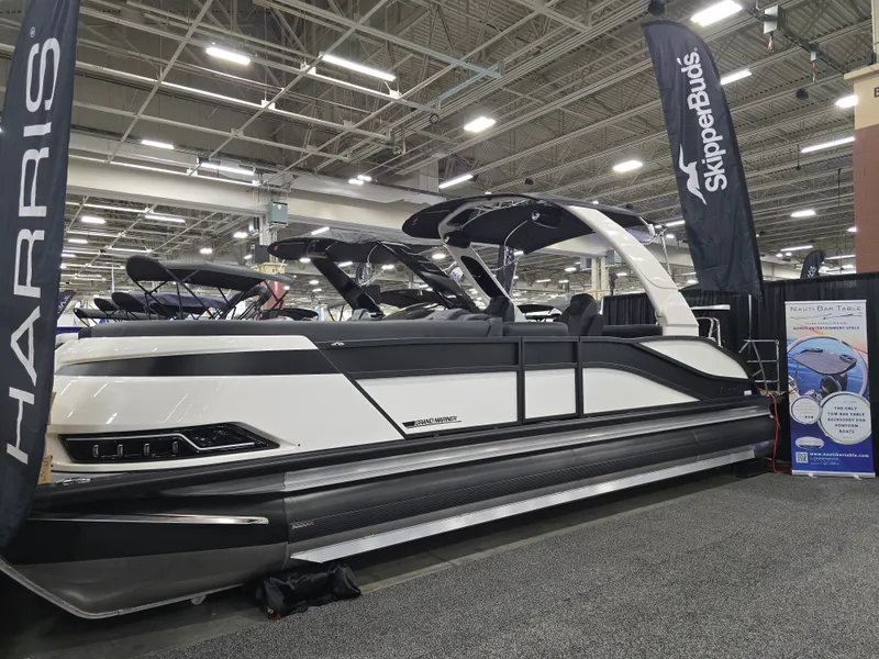 The Image of Harris Grand Mariner 250 2026 - 0