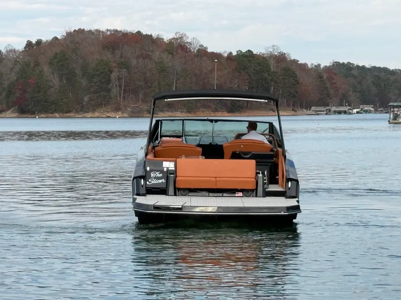 Slide: The Image of Cruisers Yachts 338 CX SB 2022 - 6