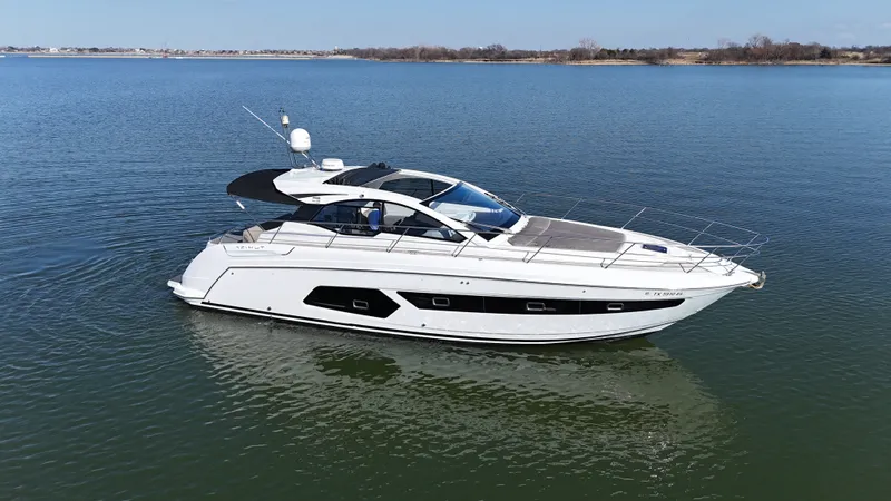 The Image of Azimut Atlantis 43 2019 - 0