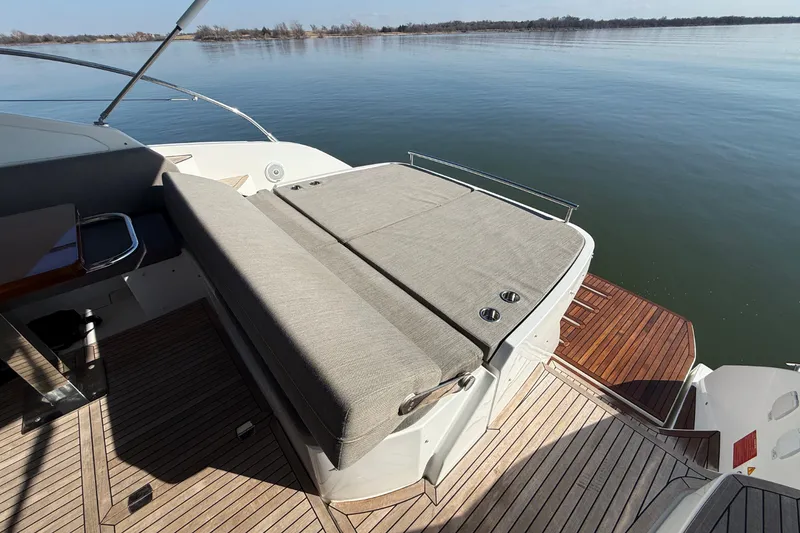 Slide: The Image of Azimut Atlantis 43 2019 - 20