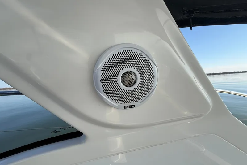 Slide: The Image of Azimut Atlantis 43 2019 - 40