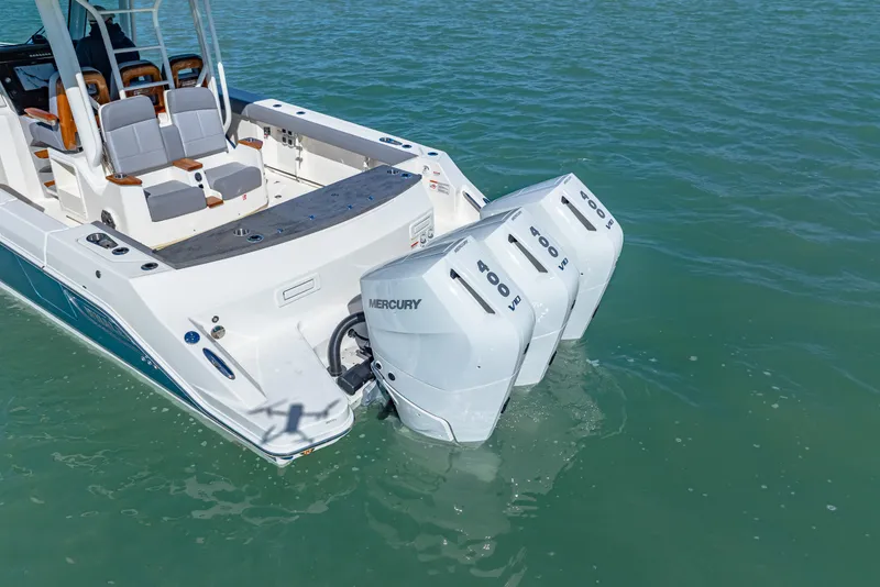 Slide: The Image of Boston Whaler 360 Outrage 2026 - 51