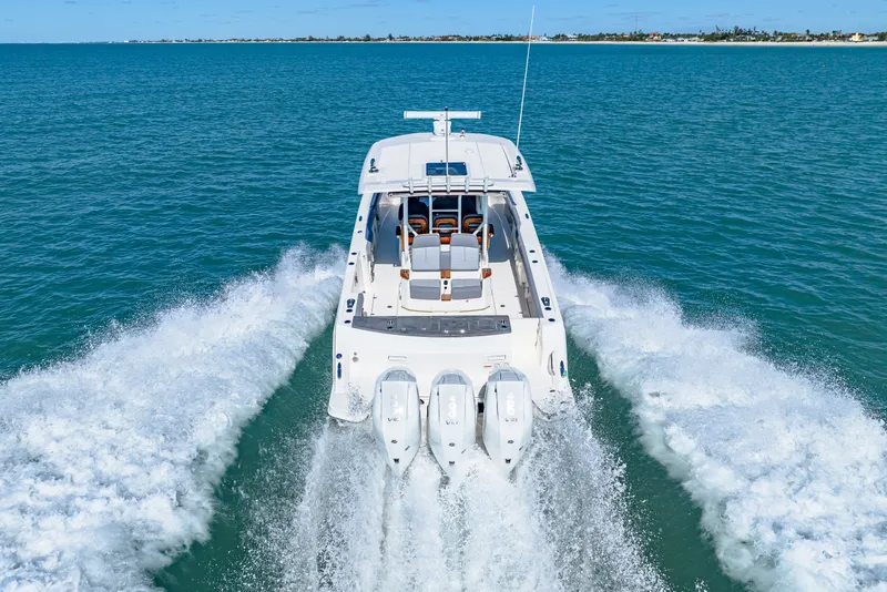Slide: The Image of Boston Whaler 360 Outrage 2026 - 64