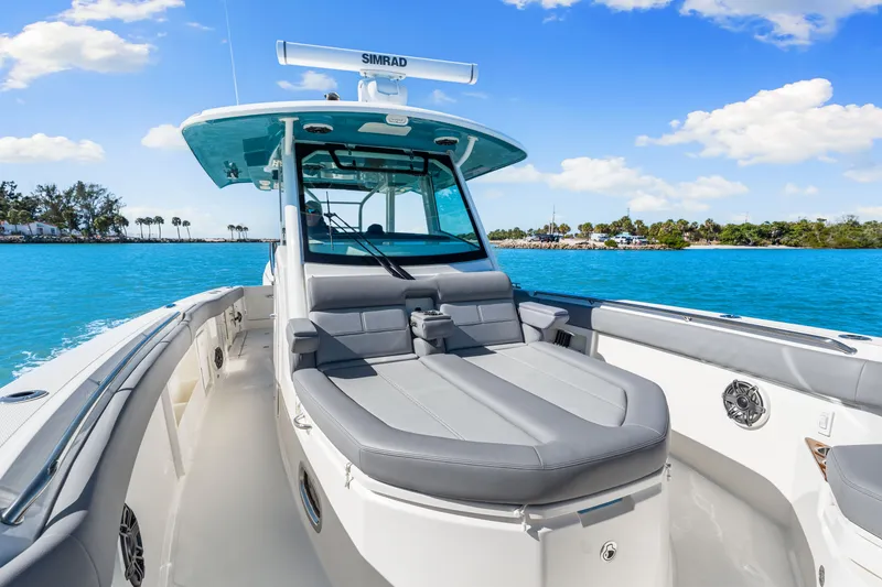 Slide: The Image of Boston Whaler 360 Outrage 2026 - 71