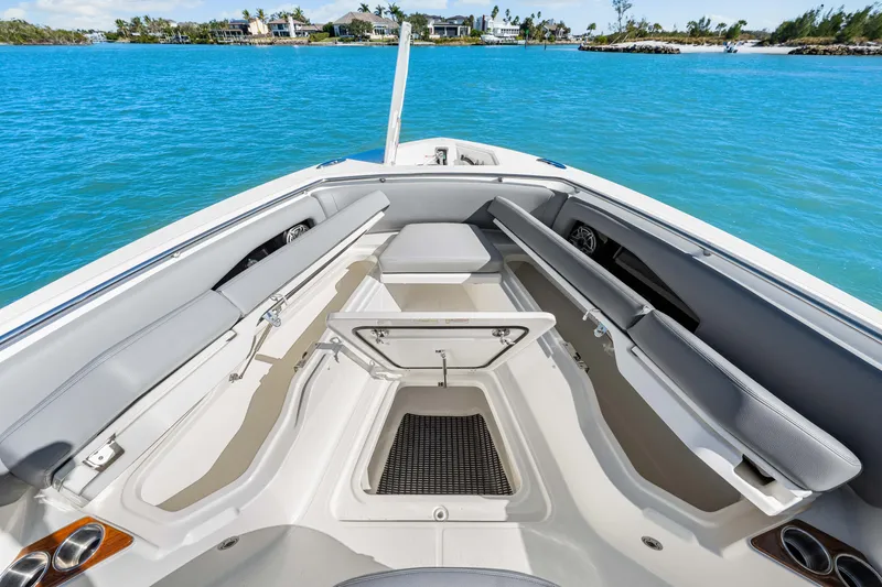Slide: The Image of Boston Whaler 360 Outrage 2026 - 73