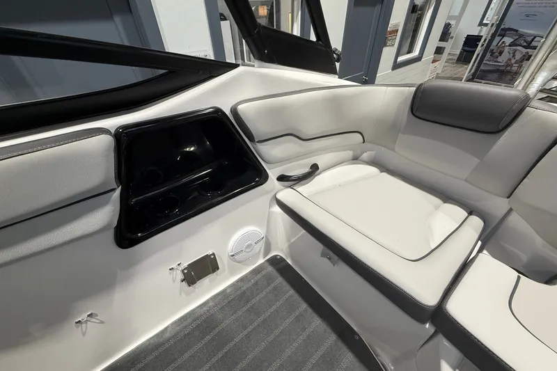 Slide: The Image of Yamaha AR190 2026 - 17