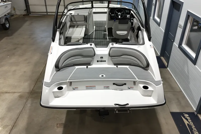 Slide: The Image of Yamaha AR190 2026 - 7