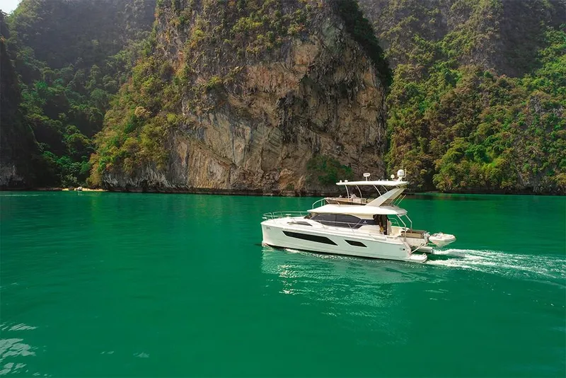 Slide: The Image of Aquila 44 Yacht 2024 - 1