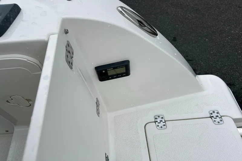 Slide: The Image of Sailfish 245 DC 2021 - 7