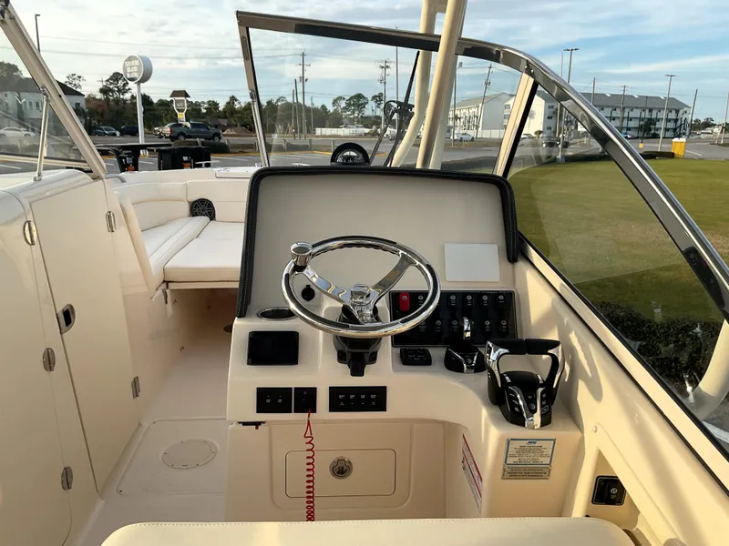 Slide: The Image of Grady-White Freedom 275 2026 - 17