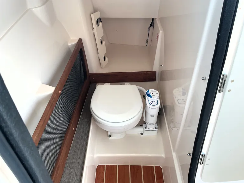 Slide: The Image of Grady-White Freedom 275 2026 - 24