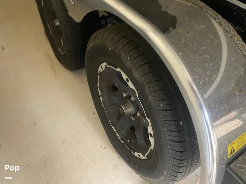 Slide: The Image of Triton 20 TRX Elite 2015 - 13567403