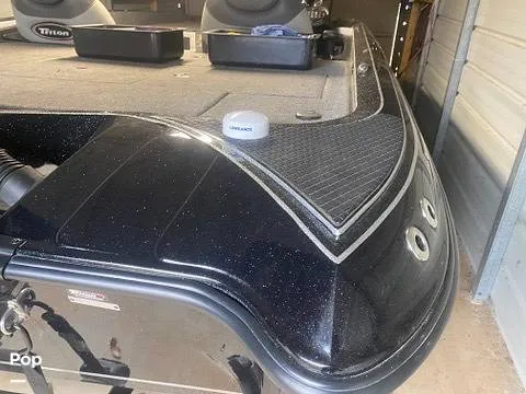 Slide: The Image of Triton 20 TRX Elite 2015 - 13567409