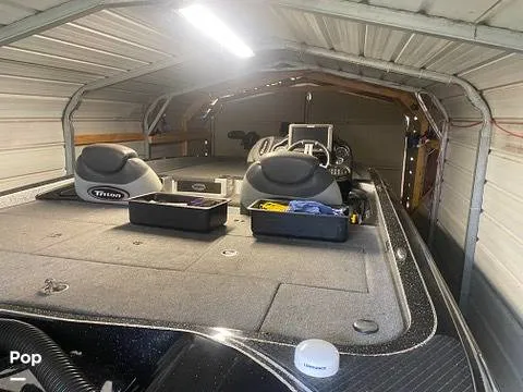 Slide: The Image of Triton 20 TRX Elite 2015 - 13567410