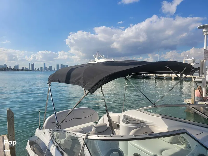 Slide: The Image of Crownline Boats 250 CR 2005 - 13741795