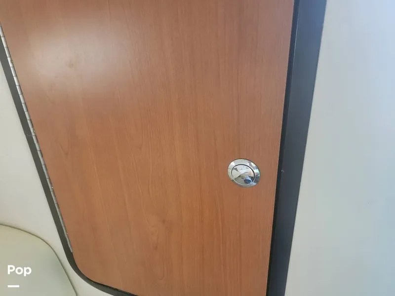 Slide: The Image of Crownline Boats 250 CR 2005 - 13741830