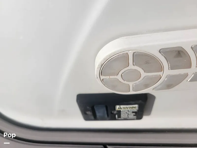 Slide: The Image of Crownline Boats 250 CR 2005 - 13741789