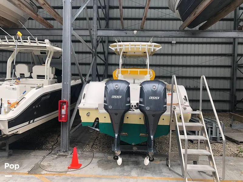 Slide: The Image of Underwater Lights - 13815387