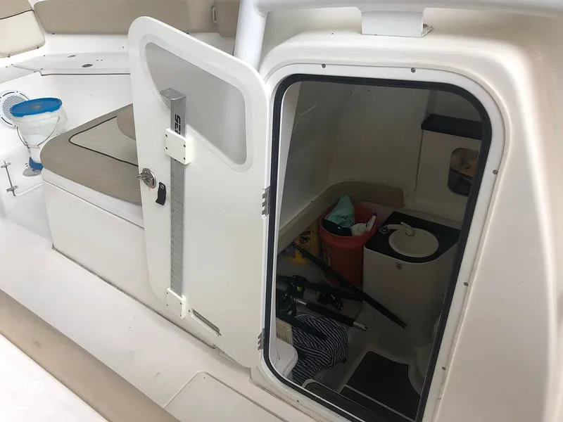 Slide: The Image of Center Console W/storage - 13815264