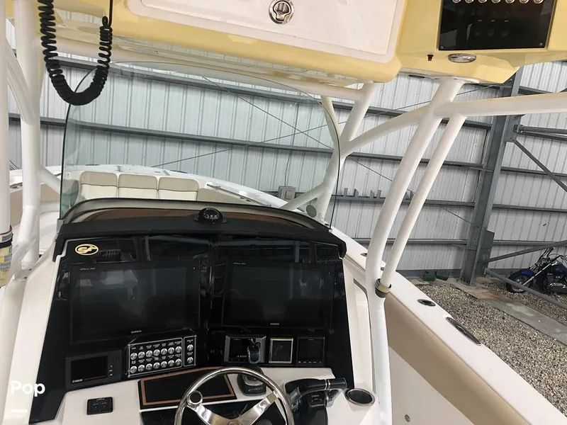 Slide: The Image of Windshield - One Piece - 13815331