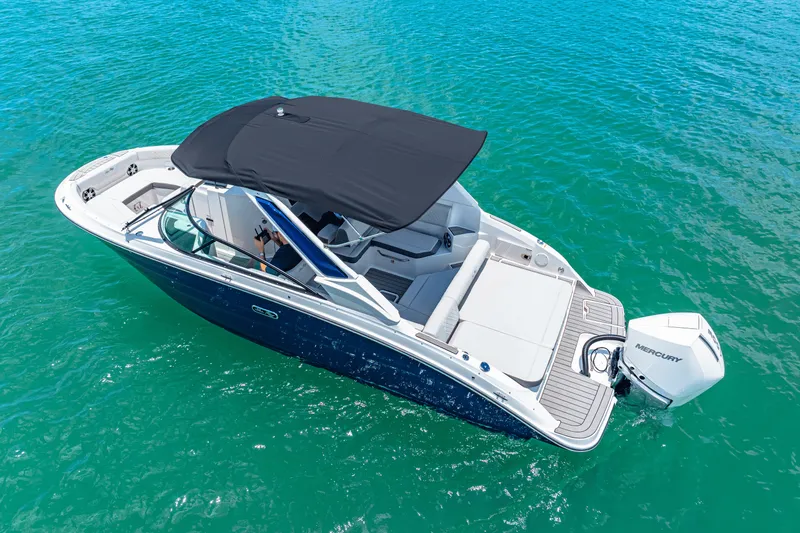 Slide: The Image of Sea Ray SDX 250 Outboard 2025 - 11