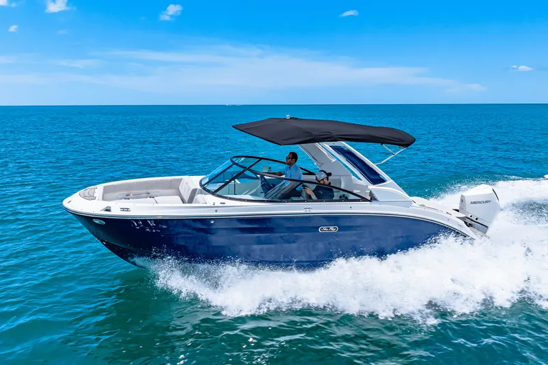 Slide: The Image of Sea Ray SDX 250 Outboard 2025 - 24