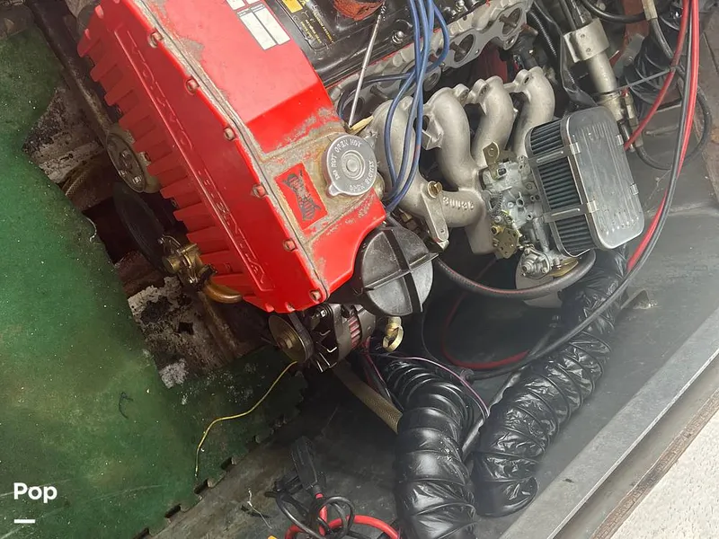 Slide: The Image of Volvo Penta Engine - 13576367