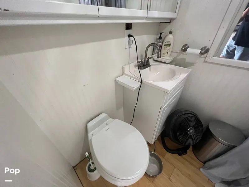 Slide: The Image of Three Buoys 42 1985 - 13576393