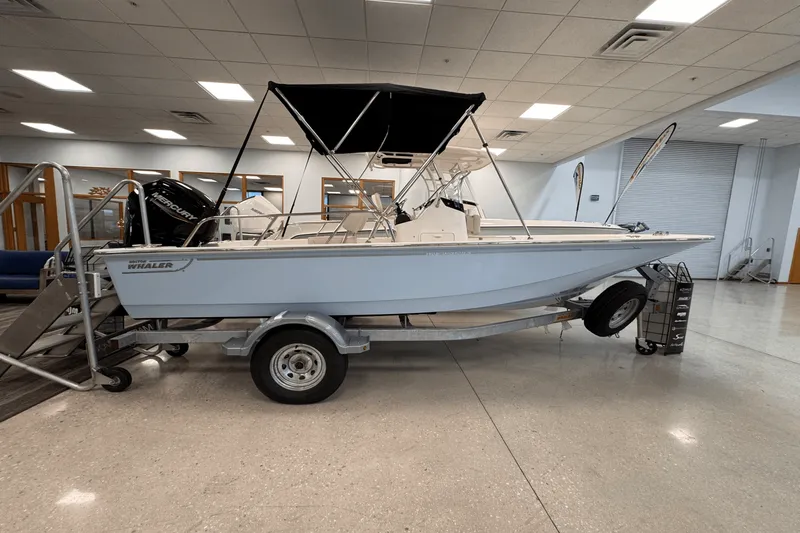Slide: The Image of Boston Whaler 170 Montauk 2025 - 0