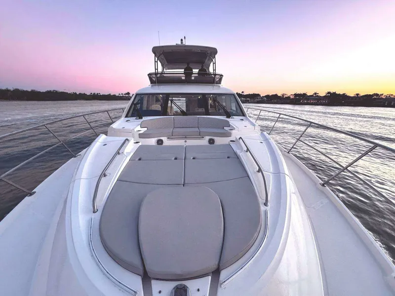 Slide: The Image of Model L650 Fly Category Flybridge 2018 - 3